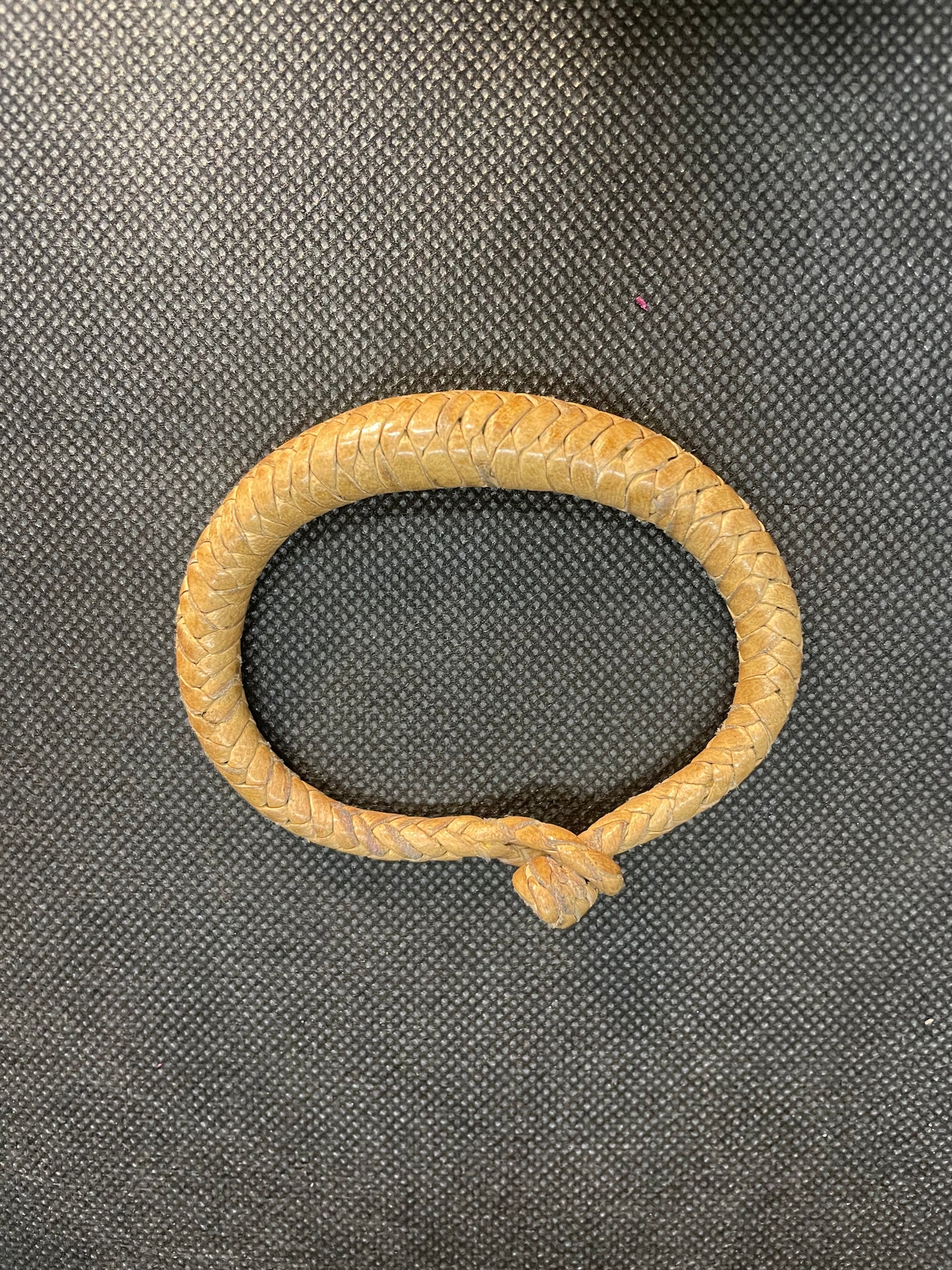 Pulseras cuero colores 8