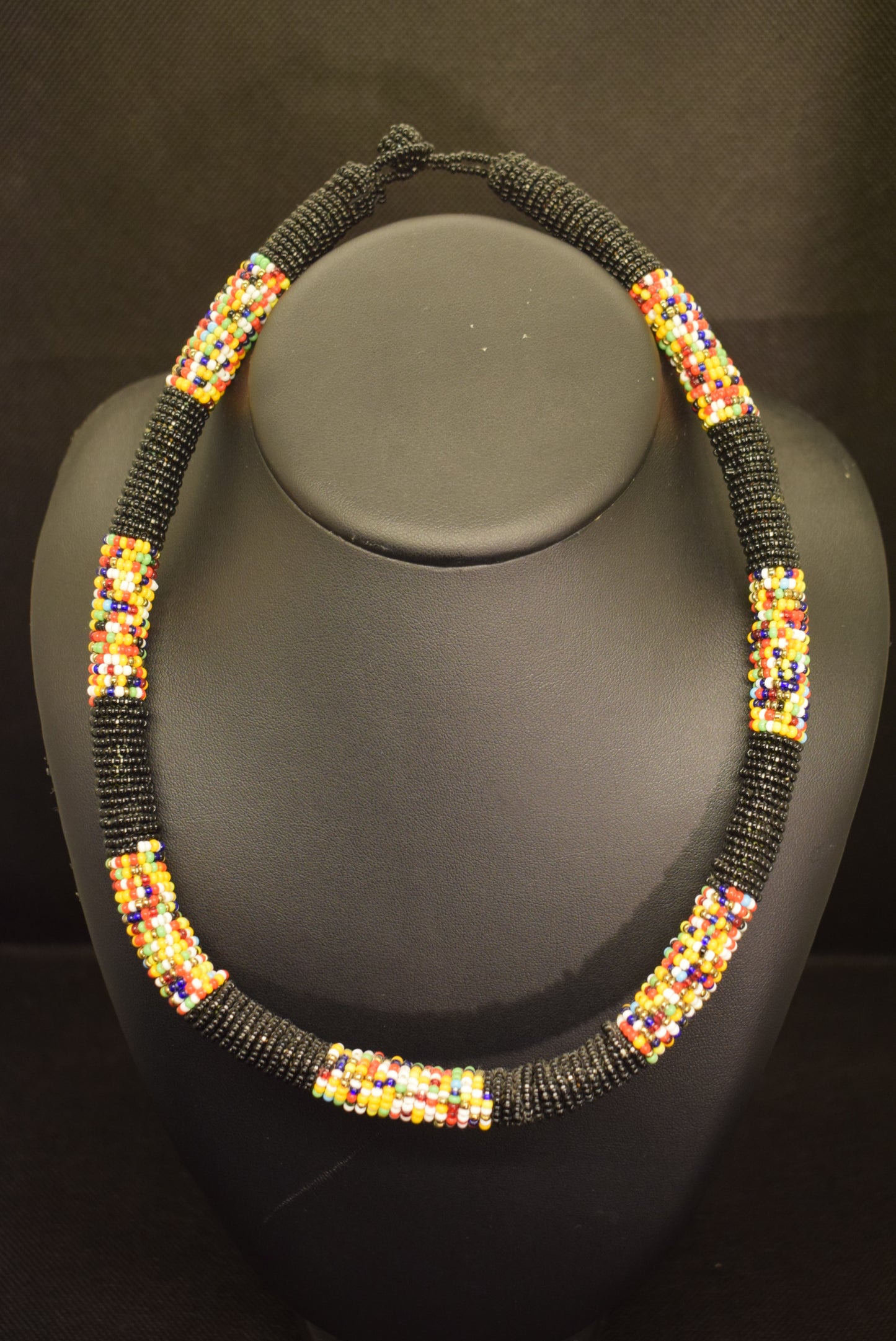 Collar masaï3