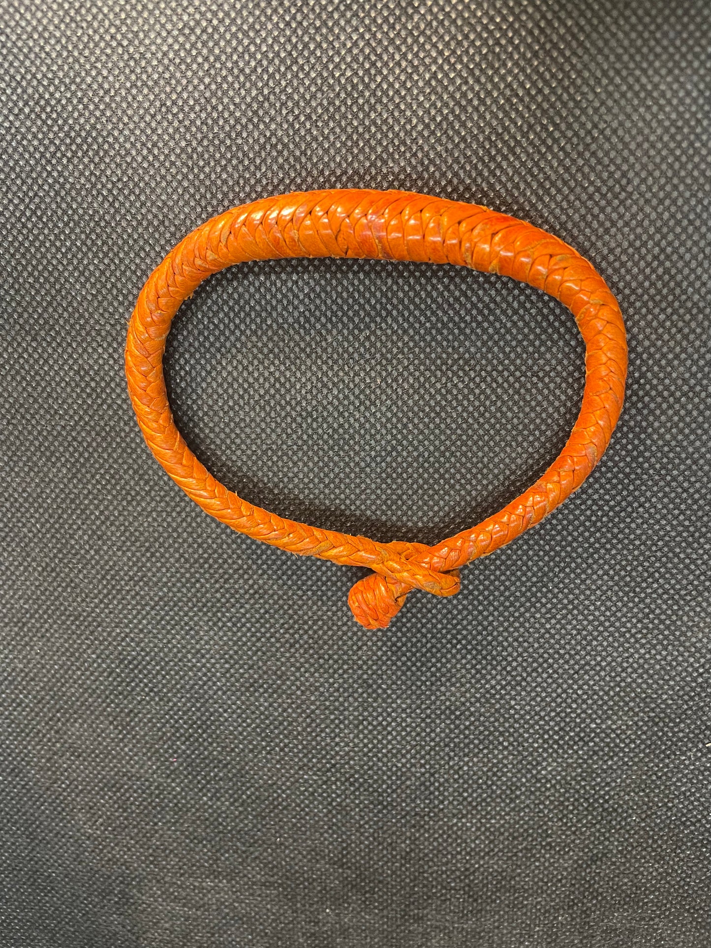 Pulseras cuero colores 8